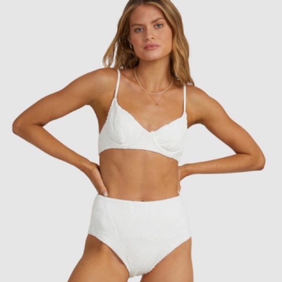 🔥🔥BILLABONG - VERANO JUNI BRA UNDERWIRE HI RETRO BIKINI SET🔥🔥 - Picture 10 of 11